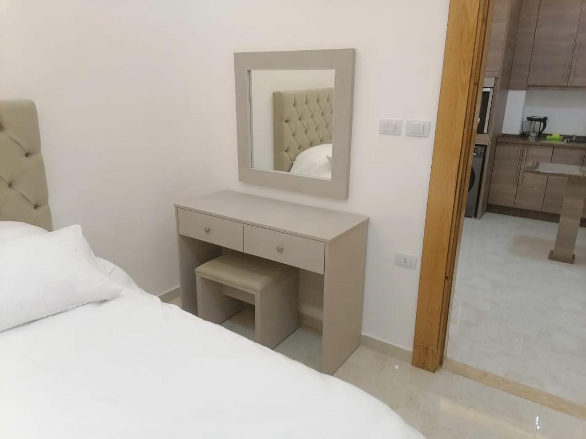 Apartment Executive