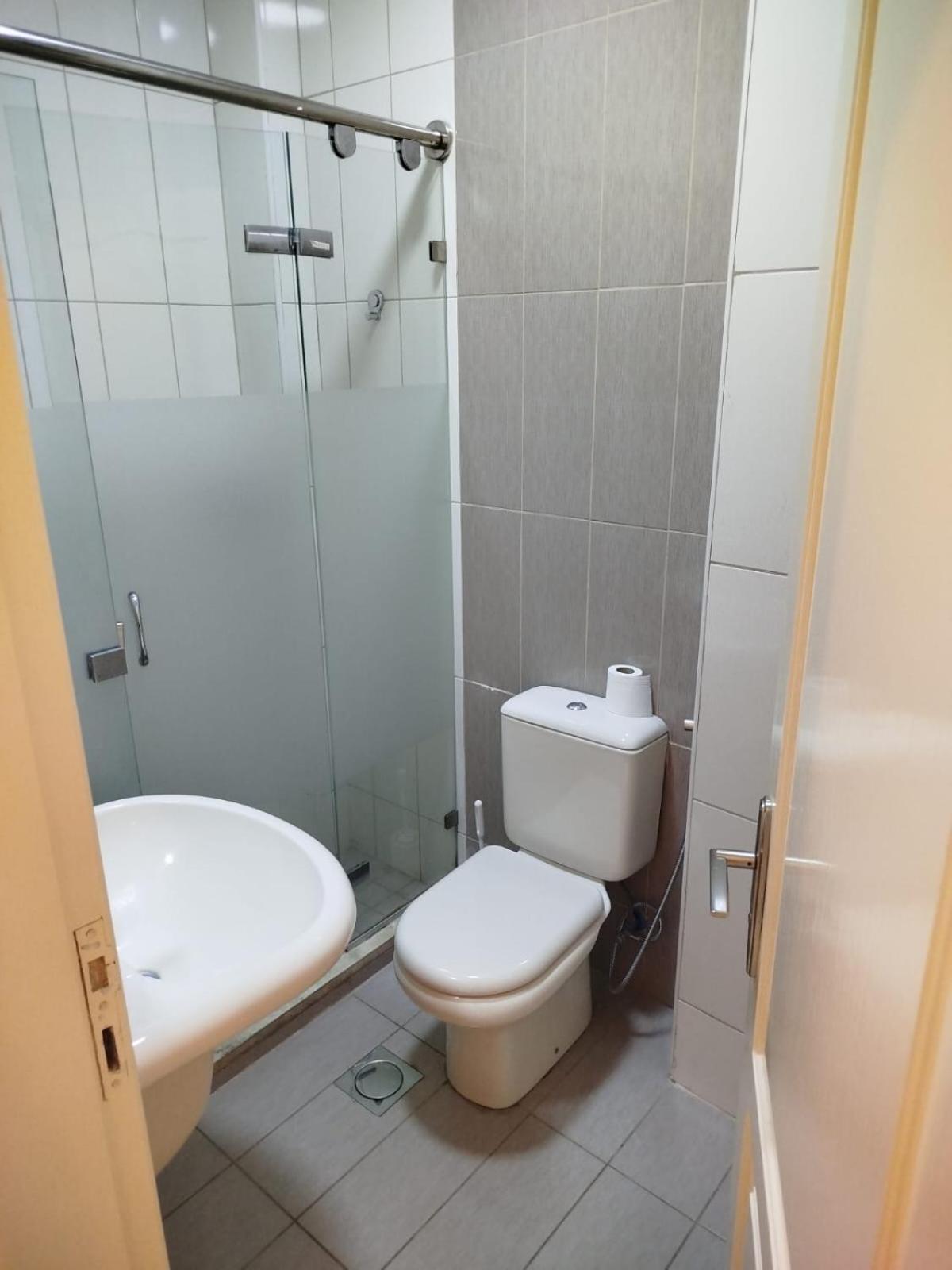 Executive Apartment *